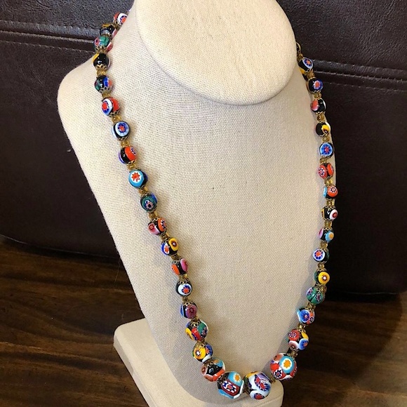 VINTAGE Graduated Millefiori Italian Hand Blown Glass Bead Necklace 22” - Picture 4 of 12